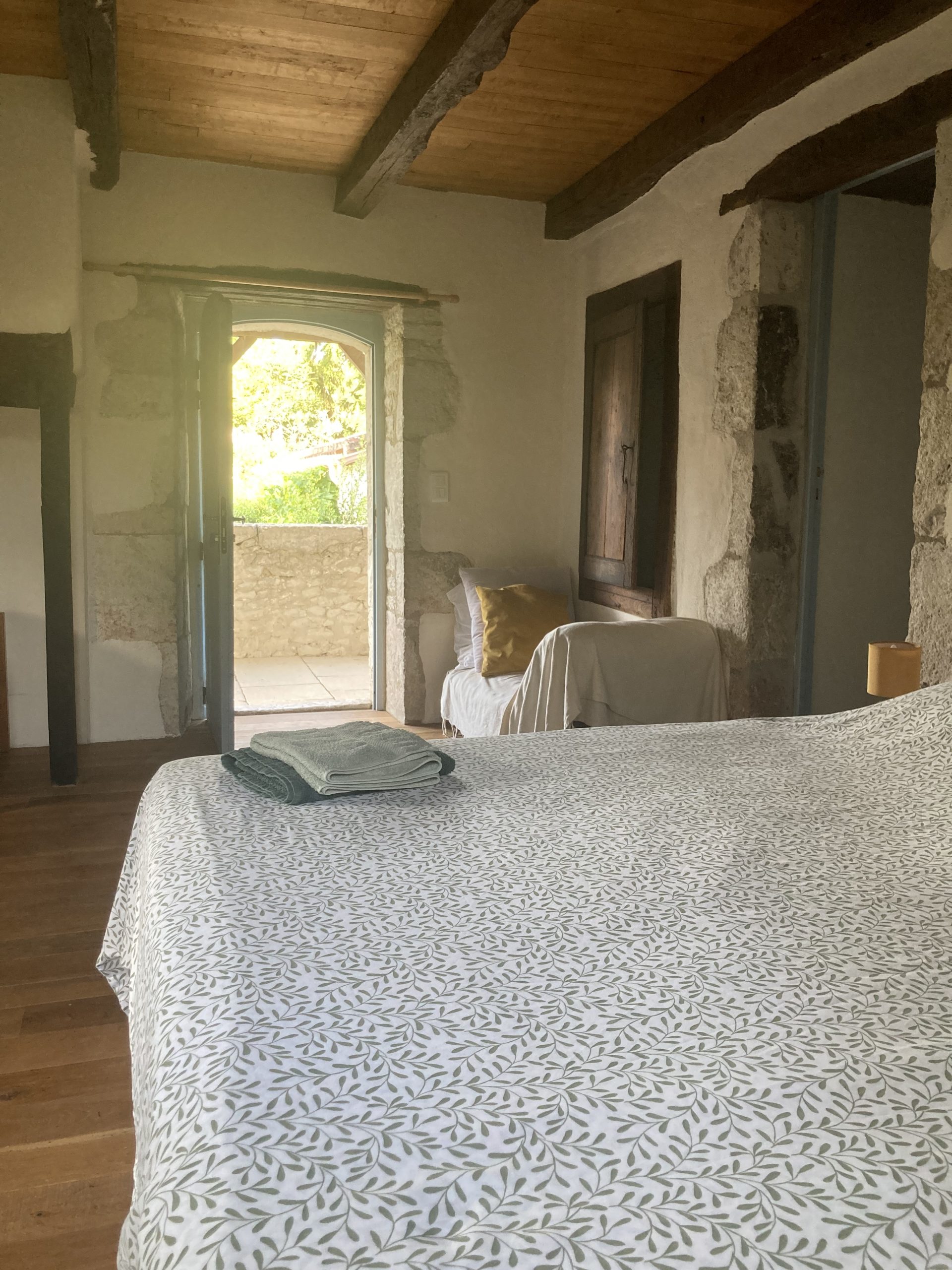 Chambre La Grande Duchesse, gîte dans le Quercy Blanc