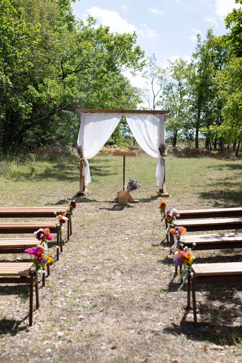 Mariage intimiste dans le Lot aux Hiboux du Quercy